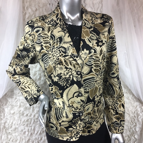 See new listing - Picture 5 of 8